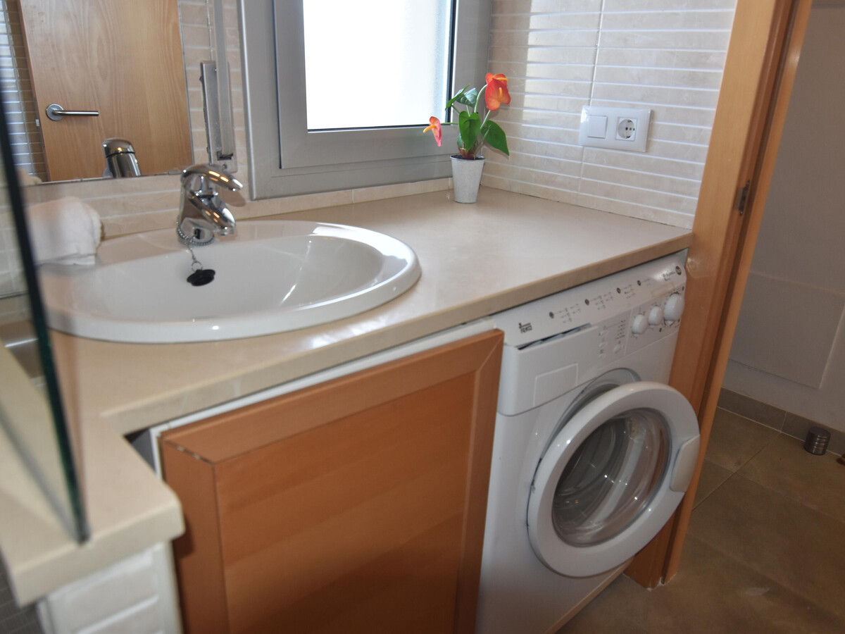 Appartement 2 chambres Roses, 1,2 km plage + piscine - Photo 24