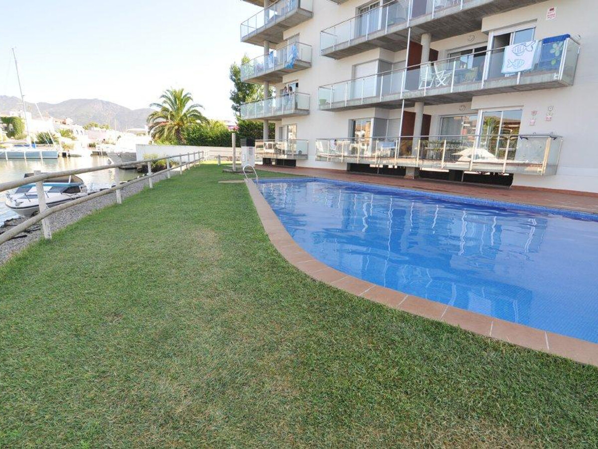 Appartement 2 chambres Roses, 1,2 km plage + piscine - Photo 25