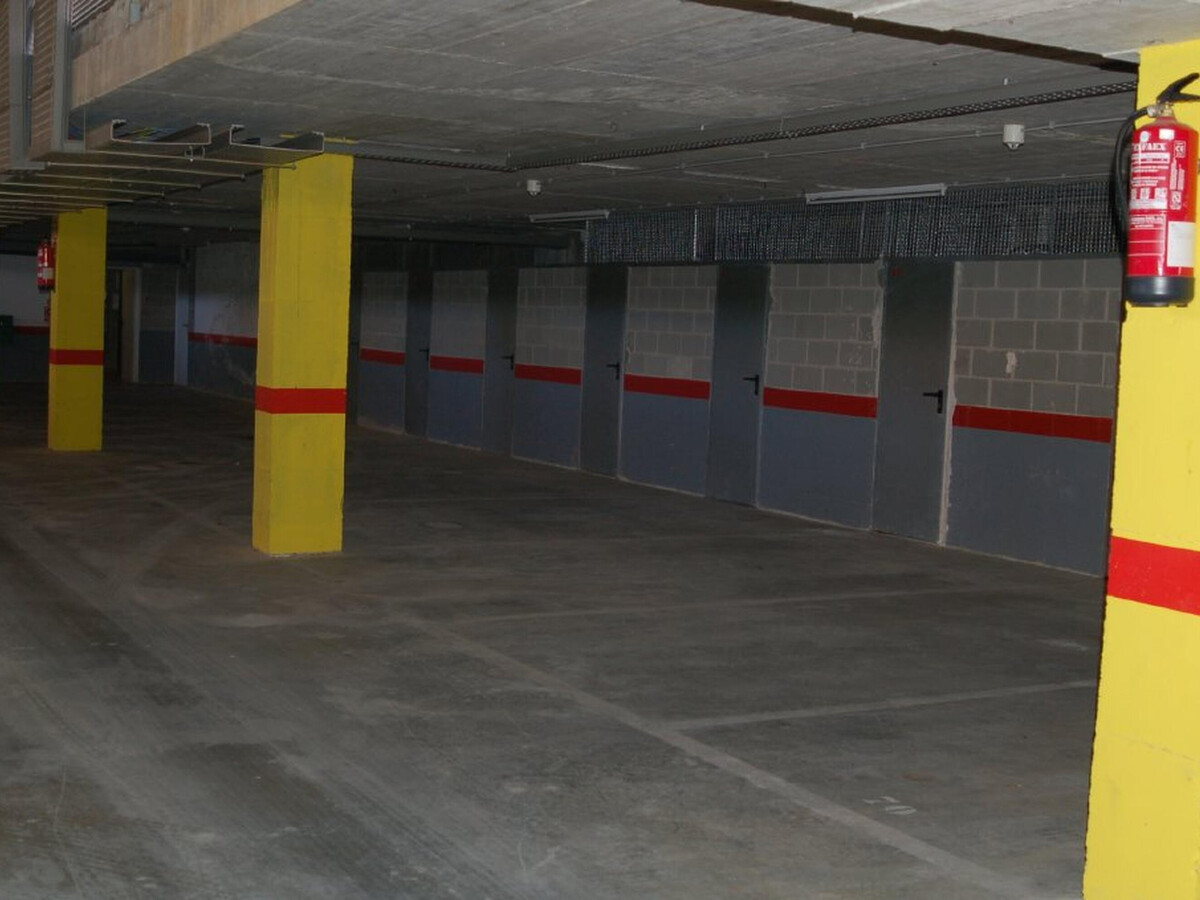 Appartement 2 chambres Roses, 1,2 km plage + piscine - Photo 27