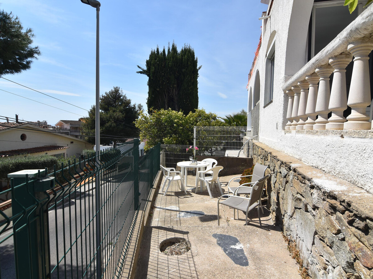 Maison 1 chambre à Roses, 800 m de la plage - Photo 4
