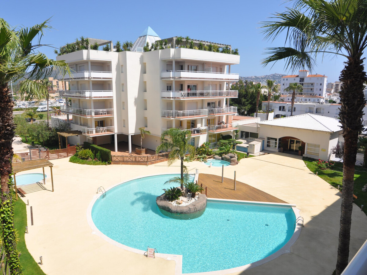 Appartement 4 pers, 2 chambres à Roses, 1,5 km plage - Photo 2