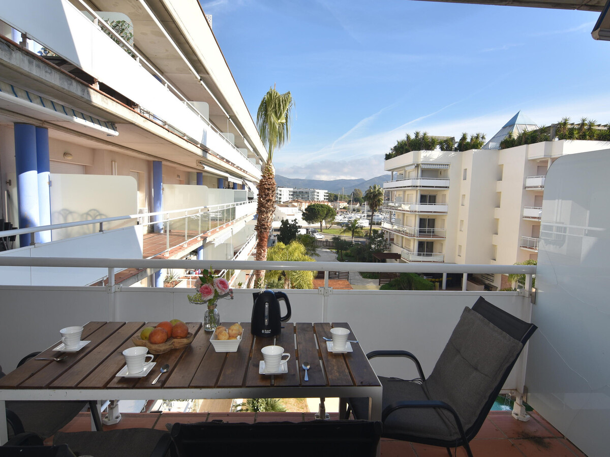 Appartement 4 pers, 2 chambres à Roses, 1,5 km plage - Photo 5