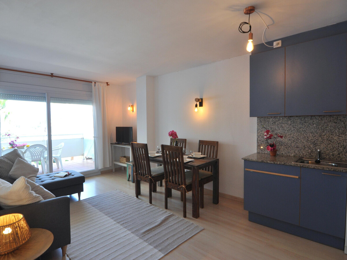 Appartement 4 pers, 2 chambres à Roses, 1,5 km plage - Photo 14