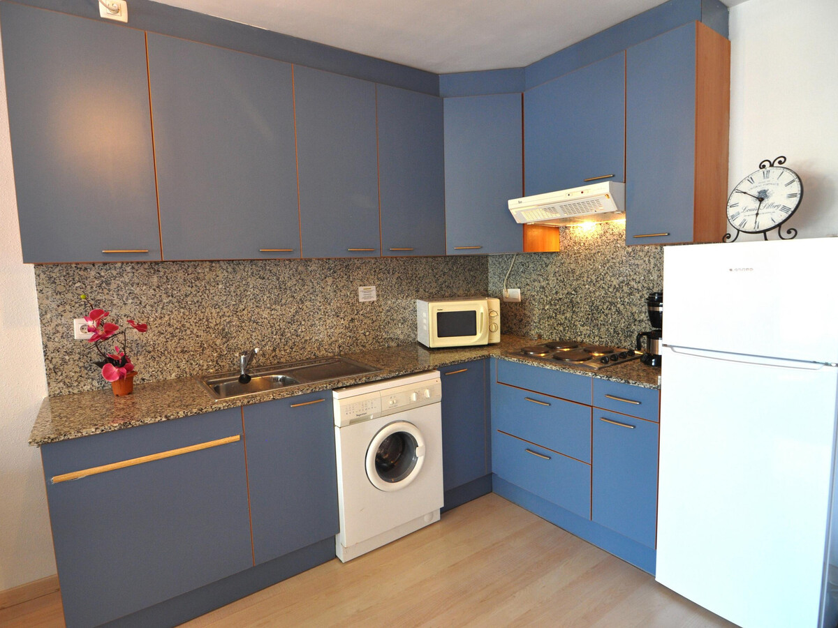 Appartement 4 pers, 2 chambres à Roses, 1,5 km plage - Photo 15