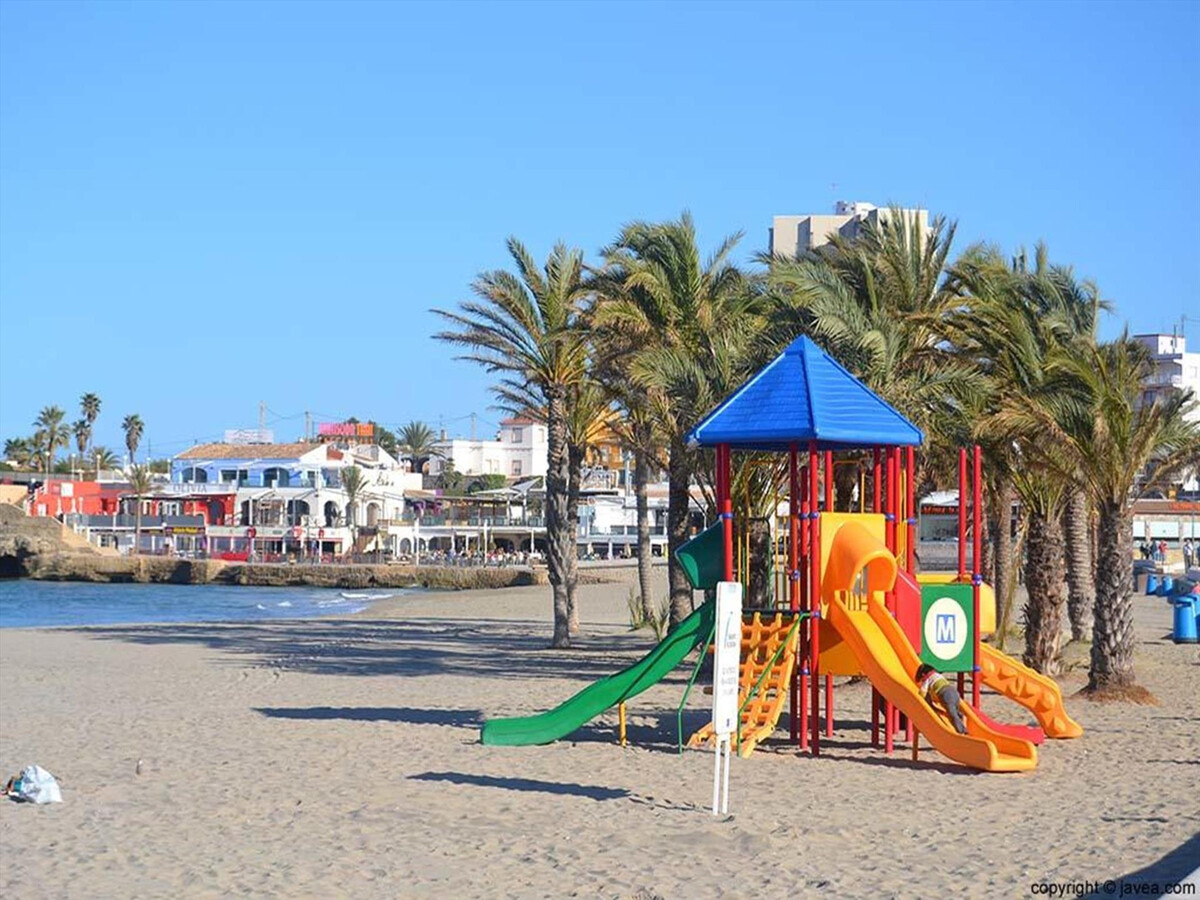 Appartement 6 pers., 300m plage El Arenal, vue port - Photo 15