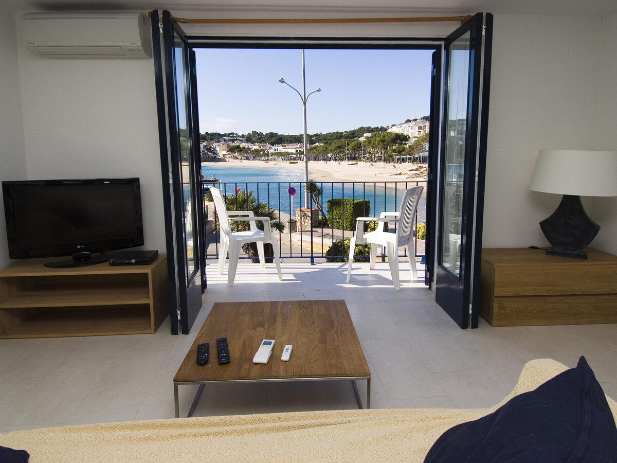 Appartement réformé vue mer 1ère ligne à Llafranc - Photo 2