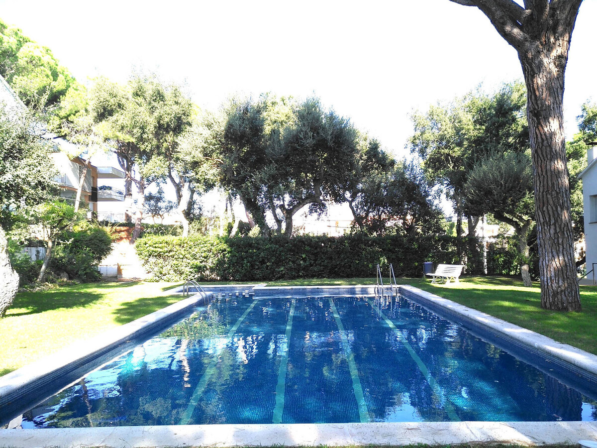 Villa 4 chambres à 800m de la plage, piscine collective - Photo 8