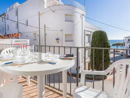 Location appartement à Llafranc, Appartement simple en front de mer à Llafranc, idéal pour familles et animaux sur demande