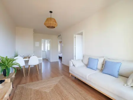 Appartement rénové 2 ch, piscine et terrasse à Calella : photo 5