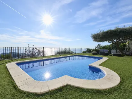 Location villa à Lloret de Mar, Maison calme avec piscine privée, vue mer, Wifi - Lloret de Mar