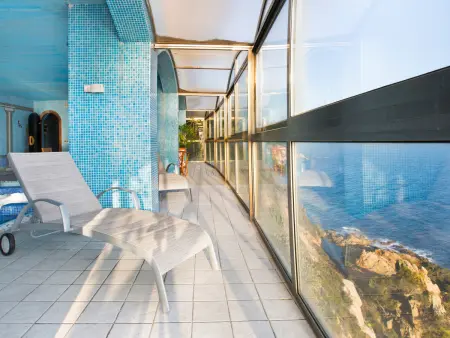 Villa Costa Brava 12 pers. : piscines, sauna et falaise privée : photo 21