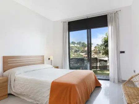 Maison moderne avec piscine privée et vue montagne, proche plage Costa Brava, animaux admis - Photo 14