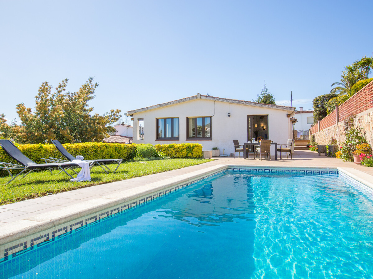 Villa 6 pers. Blanes : piscine privée, jardin, parking - Photo 1