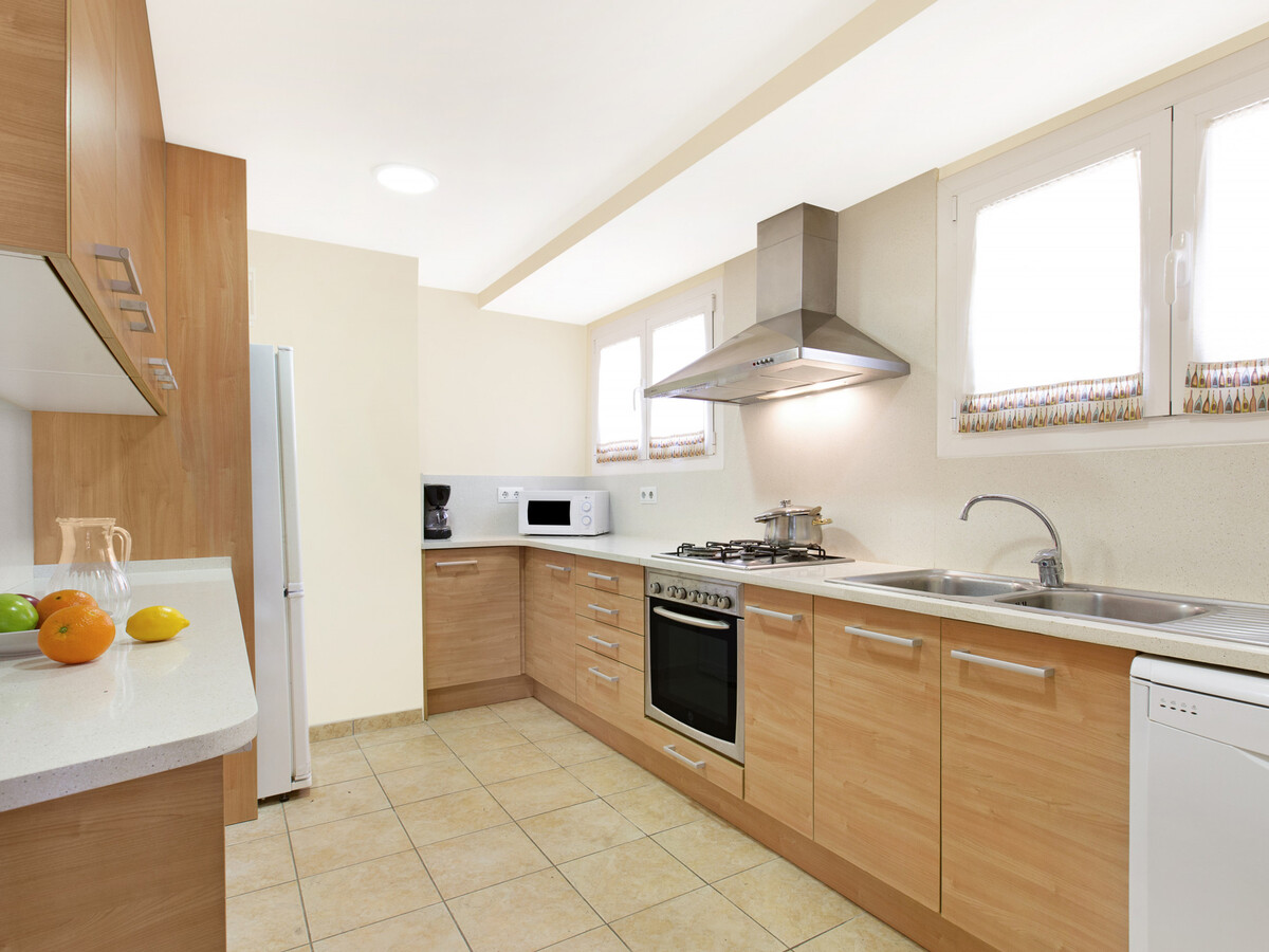 Villa 6 pers. Blanes : piscine privée, jardin, parking - Photo 5