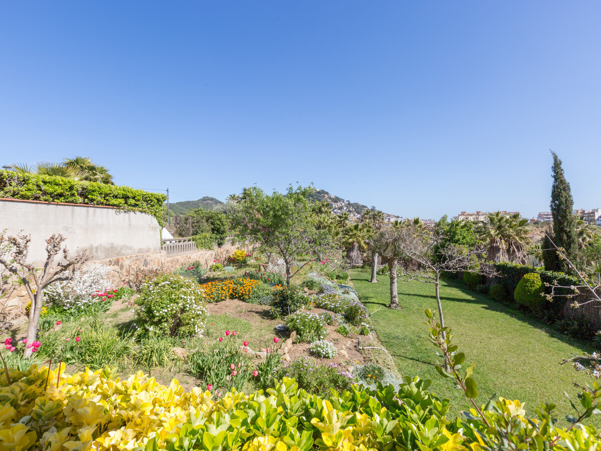 Villa 6 pers. Blanes : piscine privée, jardin, parking - Photo 11
