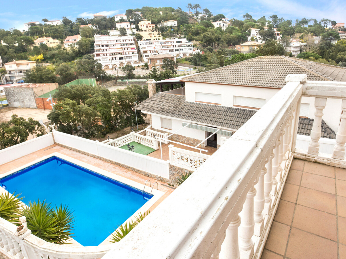 Villa 13 pers., piscine 10x4m, terrasse montagne à Lloret de Mar - Photo 8
