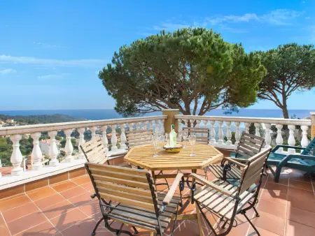 Villa avec piscine privée et vue mer à Lloret de Mar : photo 6