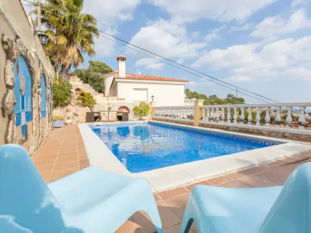 Villa avec piscine privée et vue mer à Lloret de Mar : photo 8