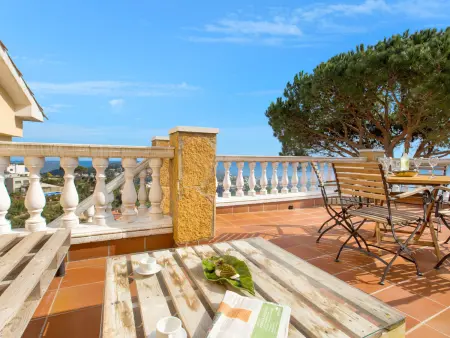 Villa avec piscine privée et vue mer à Lloret de Mar : photo 11