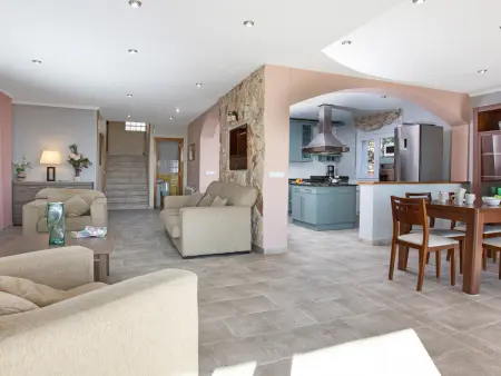 Maison avec piscine privée, animaux admis, parking à Lloret de Mar - Photo 9