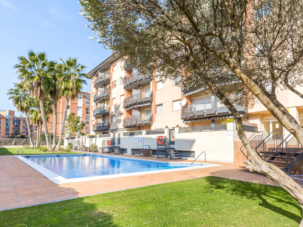 Appartement 42m² Lloret de Mar, piscine et terrasse 25m² - Photo 2