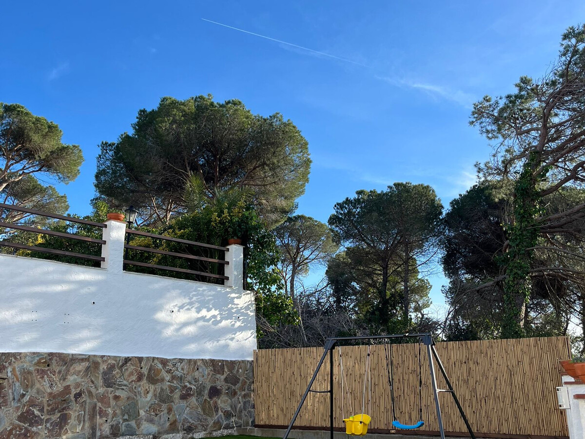 Villa Serena à Lloret de Mar : piscine privée et jardin familial - Photo 34