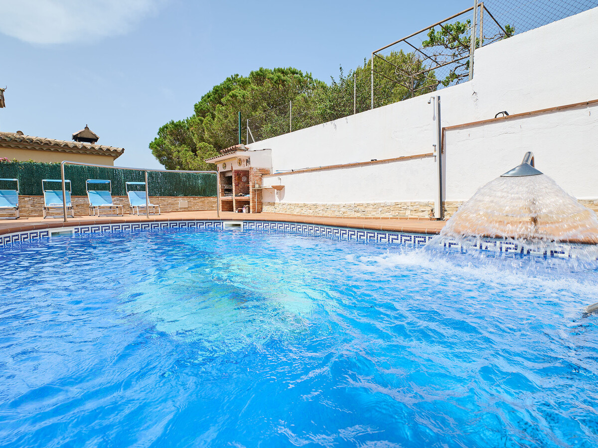 Villa 12 pers. piscine privée, vue mer à Blanes - Photo 2