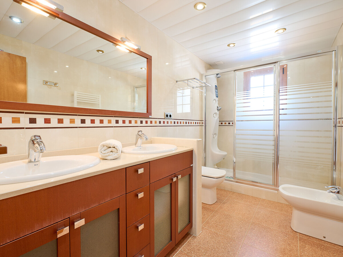 Villa 12 pers. piscine privée, vue mer à Blanes - Photo 24