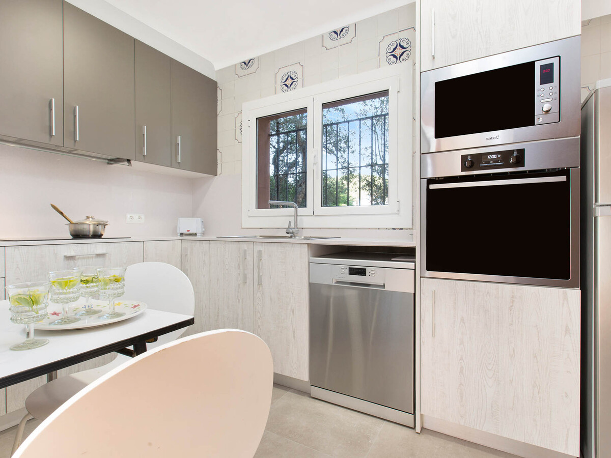 Appartement 6 pers. Calella de Palafrugell, piscine & plage - Photo 6