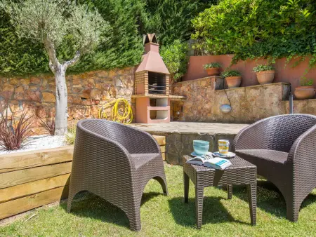 Charmante villa à Llafranc avec piscine commune, terrasse et jardin, à 1.5 km de la plage - Photo 7