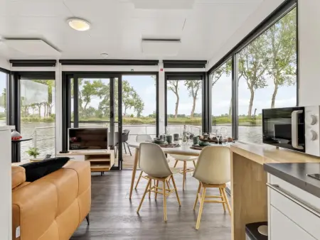 Maxim Jr, Bateau-maison avec terrasse et vue imprenable - Photo 18