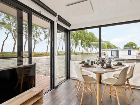 Maxim Jr, Bateau-maison avec terrasse et vue imprenable - Photo 19