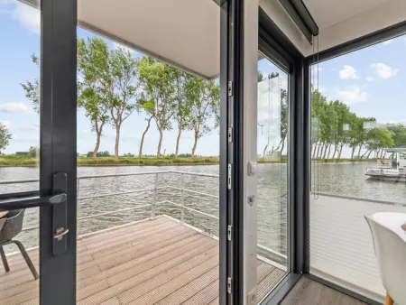 Maxim Jr, Bateau-maison avec terrasse et vue imprenable - Photo 35