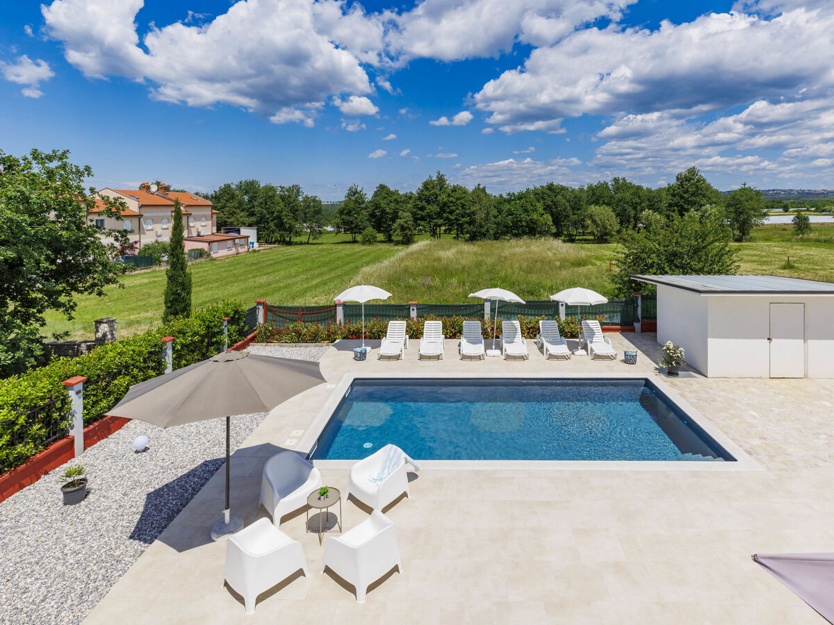 Villa Rubil : maison 10 pers. avec piscine à Poreč - Photo 2