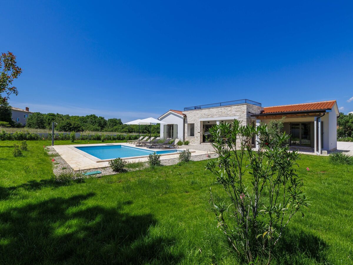 Villa Juventa, piscine privée chauffée à Rovinj - Photo 1
