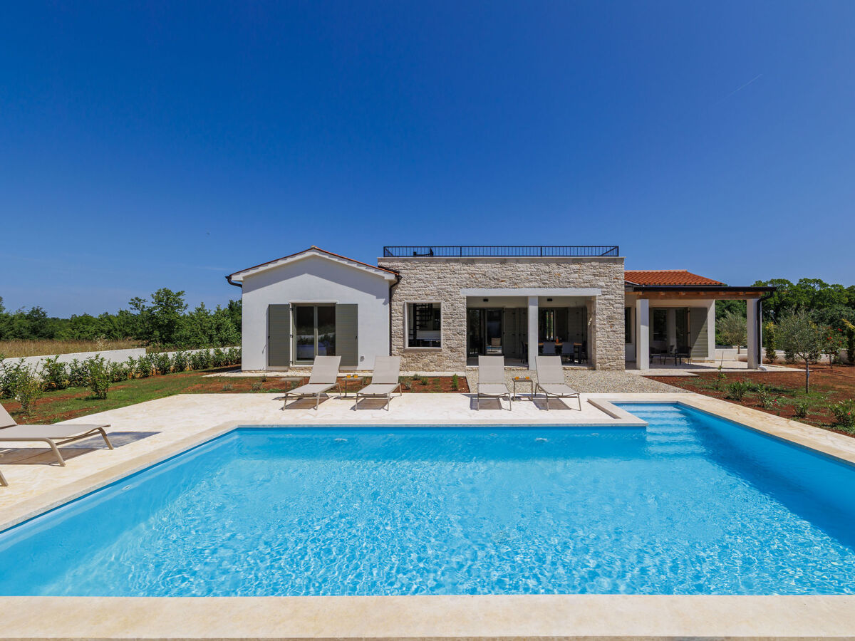 Villa Juventa, piscine privée chauffée à Rovinj - Photo 3