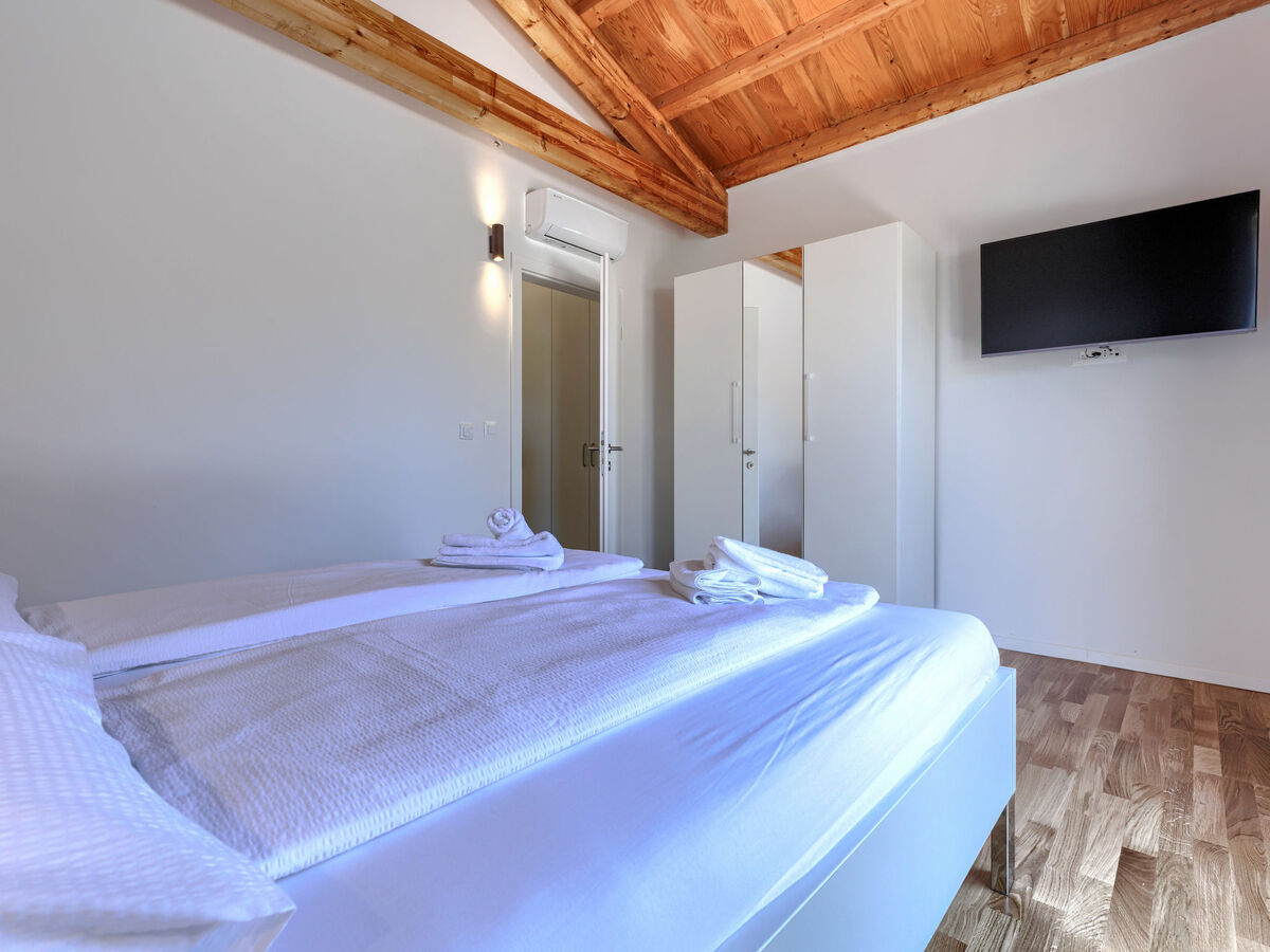 Villa Juventa, piscine privée chauffée à Rovinj - Photo 26