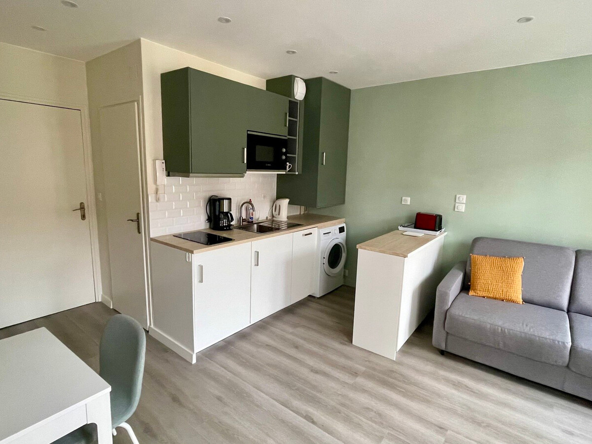 Studio 22 m² hyper centre Aix-les-Bains, balcon et wifi - Photo 4