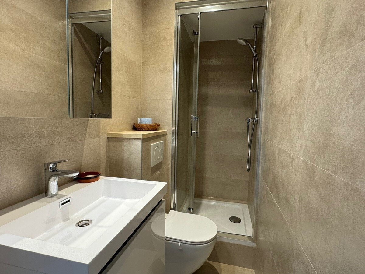 Studio 22 m² hyper centre Aix-les-Bains, balcon et wifi - Photo 5