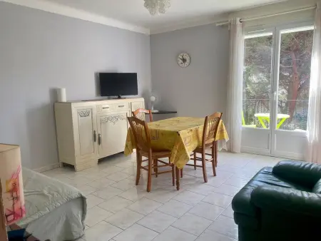 Location appartement à Amélie les Bains Palalda, F2 ensoleillé près des thermes, animaux admis