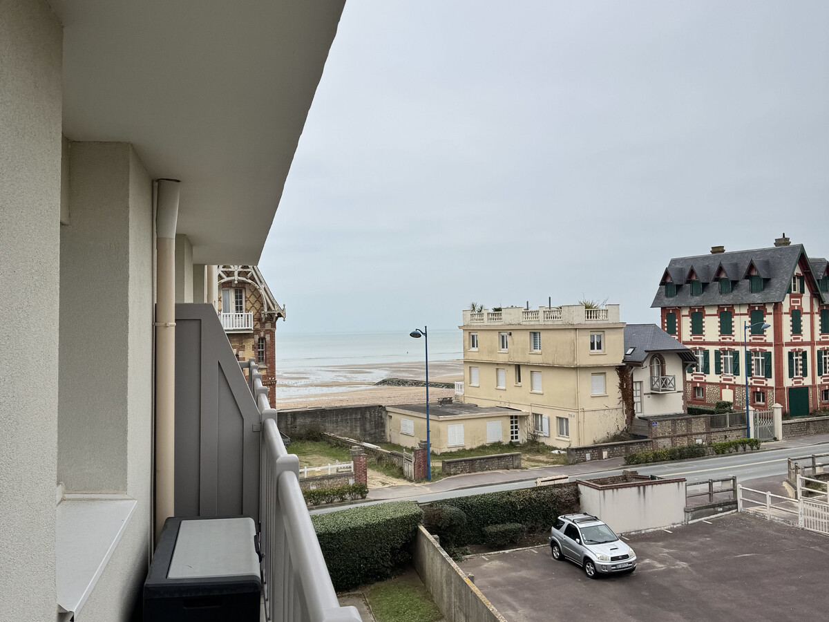 2 pièces rénové 2025, terrasse vue mer à Villers-sur-Mer - Photo 6