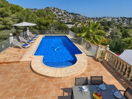Location maison à Benissa, Villa moderne avec piscine privée, proche plage et Moraira – Idéale pour familles avec enfants