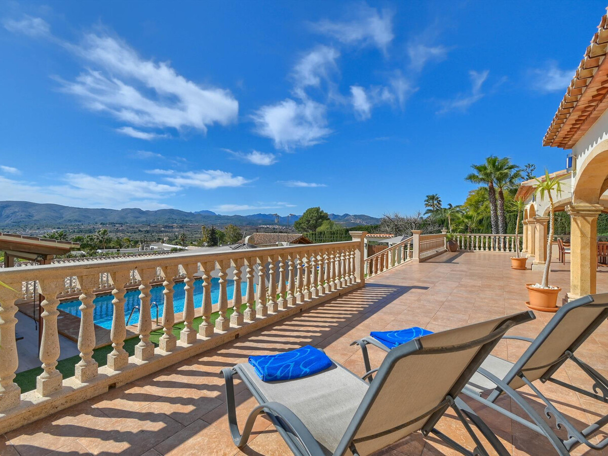 Villa 4 chambres Jávea avec piscine 10x5m et jardin - Photo 4
