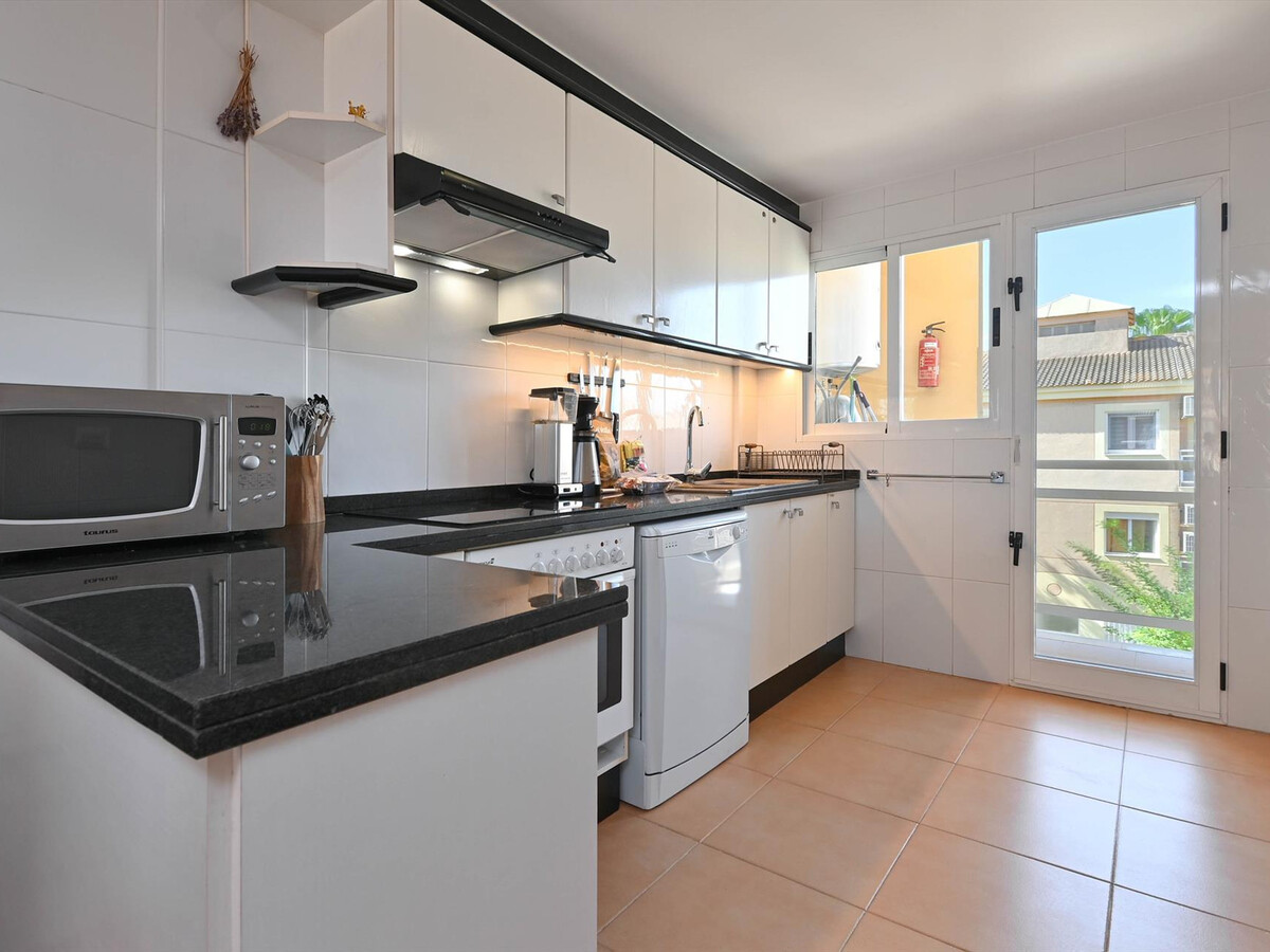 Appartement 4 pers. à Denia, piscine et jardin privé - Photo 4
