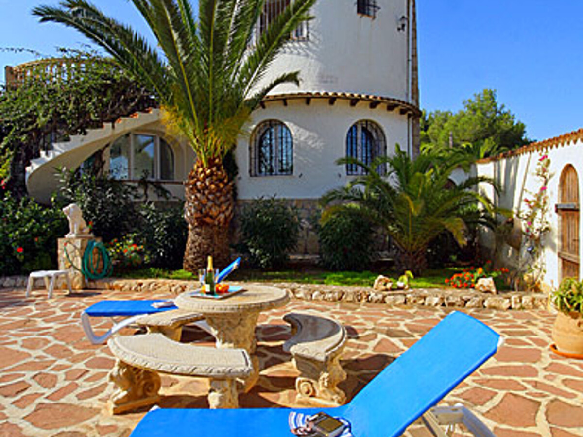 Villa 3 chambres avec piscine privée à Javea, 1 km plage - Photo 2