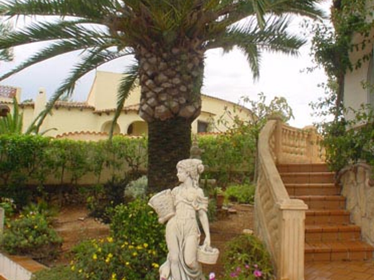 Villa 3 chambres avec piscine privée à Javea, 1 km plage - Photo 4