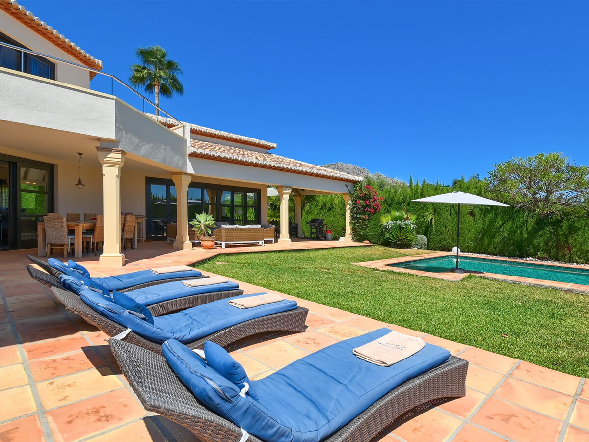 Villa 3 chambres avec piscine 8x4m à Denia - Photo 2