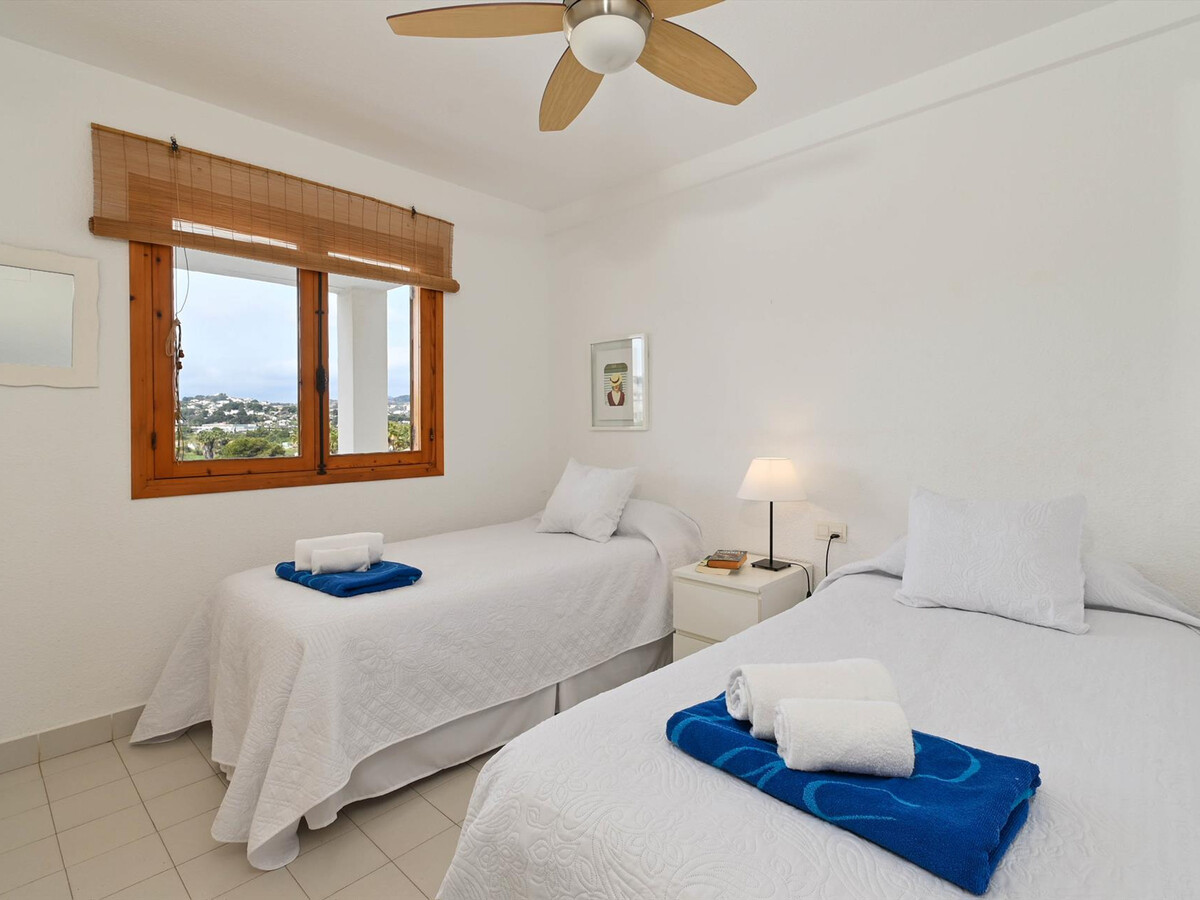 Appartement 3 chambres, piscine à 25m de Playa Cala Blanca - Photo 10