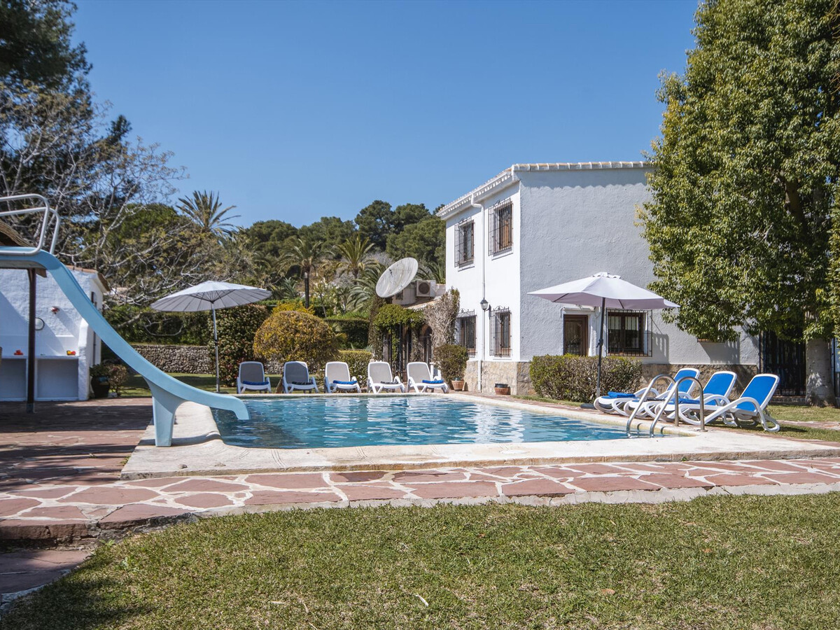 Villa 4 personnes à Xàbia, piscine 10x5m et jardin arboré - Photo 1