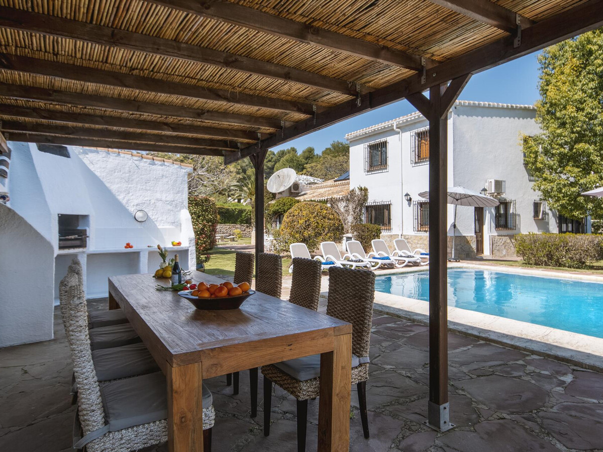 Villa 4 personnes à Xàbia, piscine 10x5m et jardin arboré - Photo 4